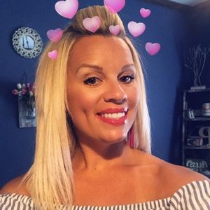 Meet your Posher, Jenny